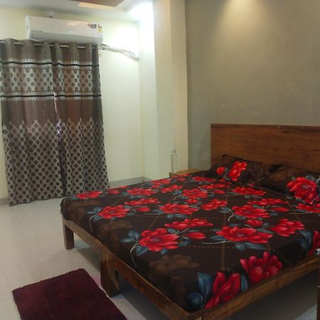 Anant Home Stay ウッジャイン エクステリア 写真