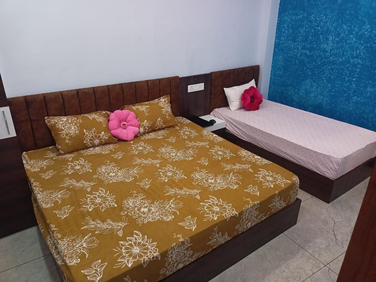 Anant Home Stay ウッジャイン エクステリア 写真