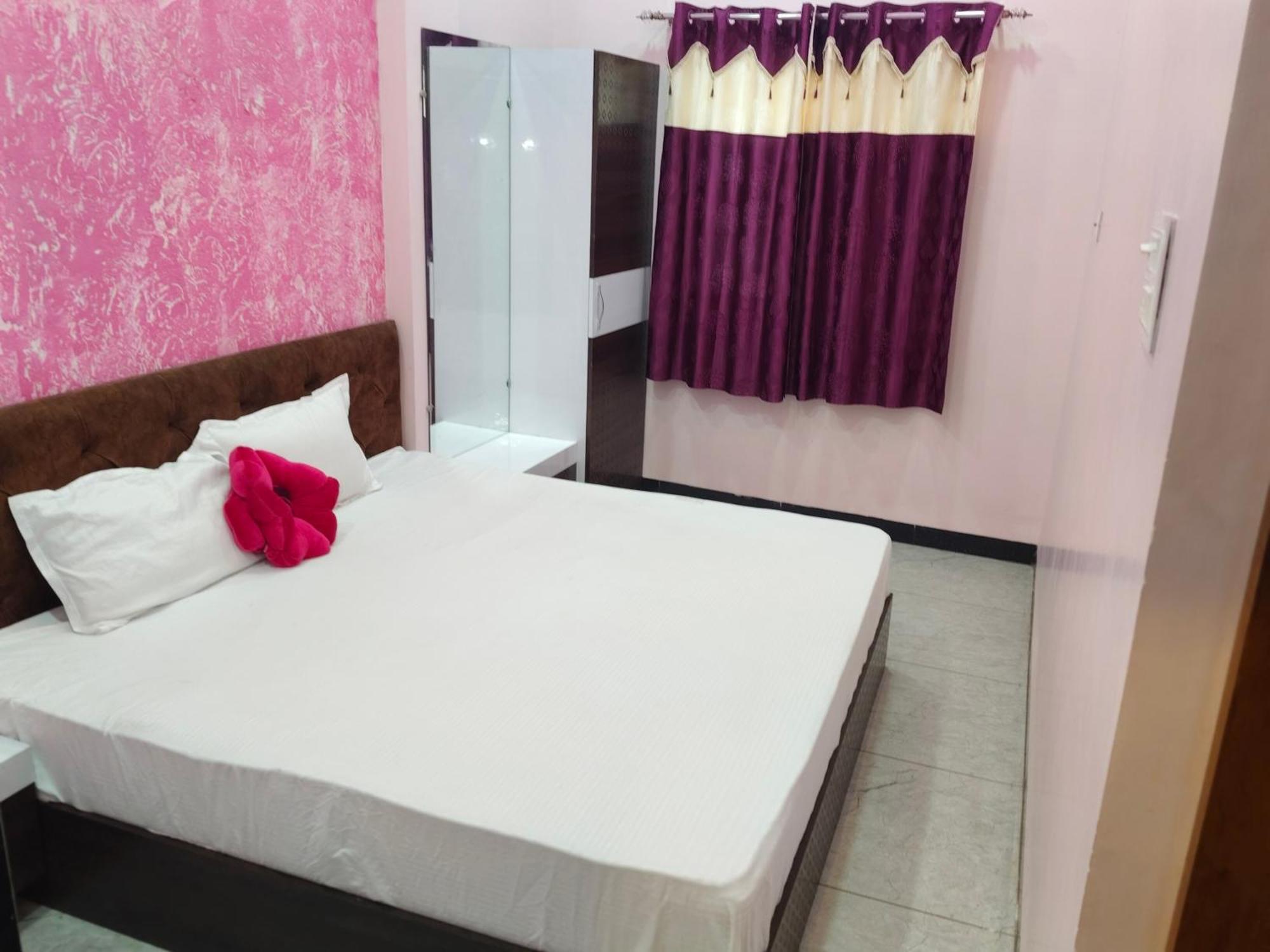 Anant Home Stay ウッジャイン 部屋 写真